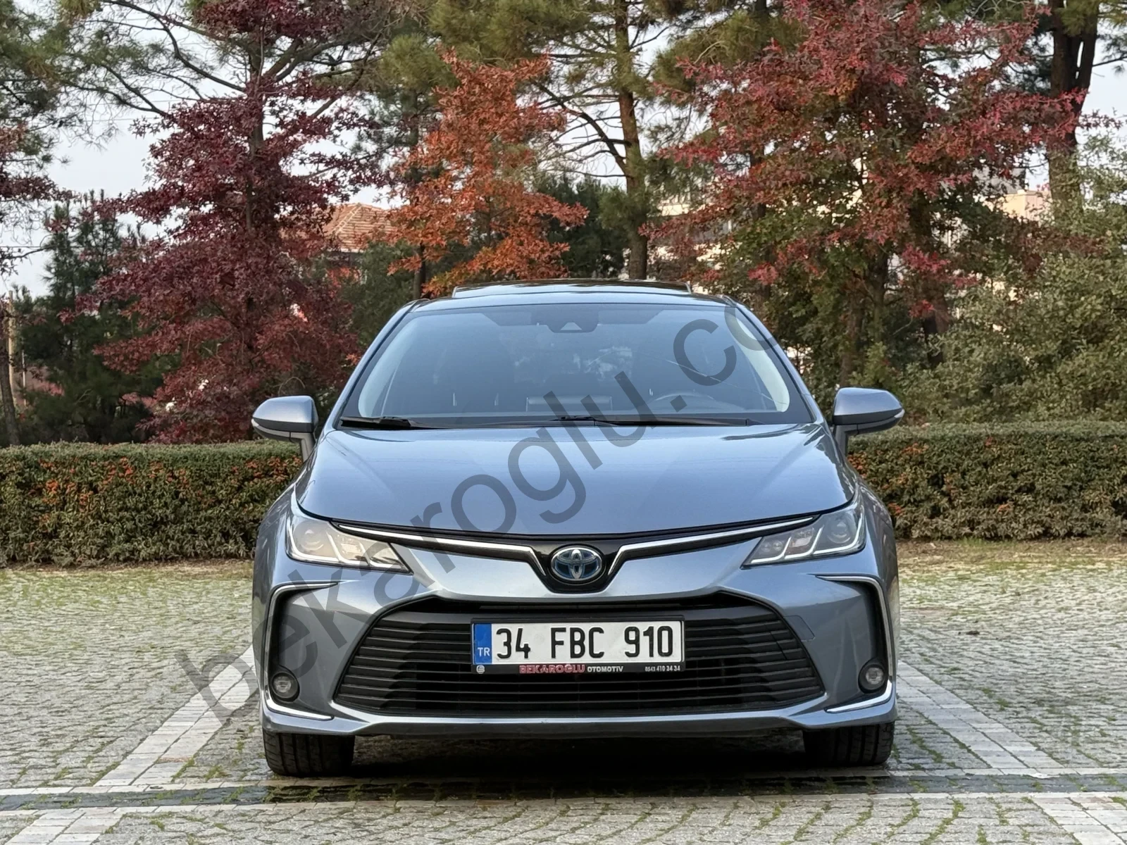 TOYOTA COROLLA 1.8 HYBRID FLAME X-PACK E-CVT
