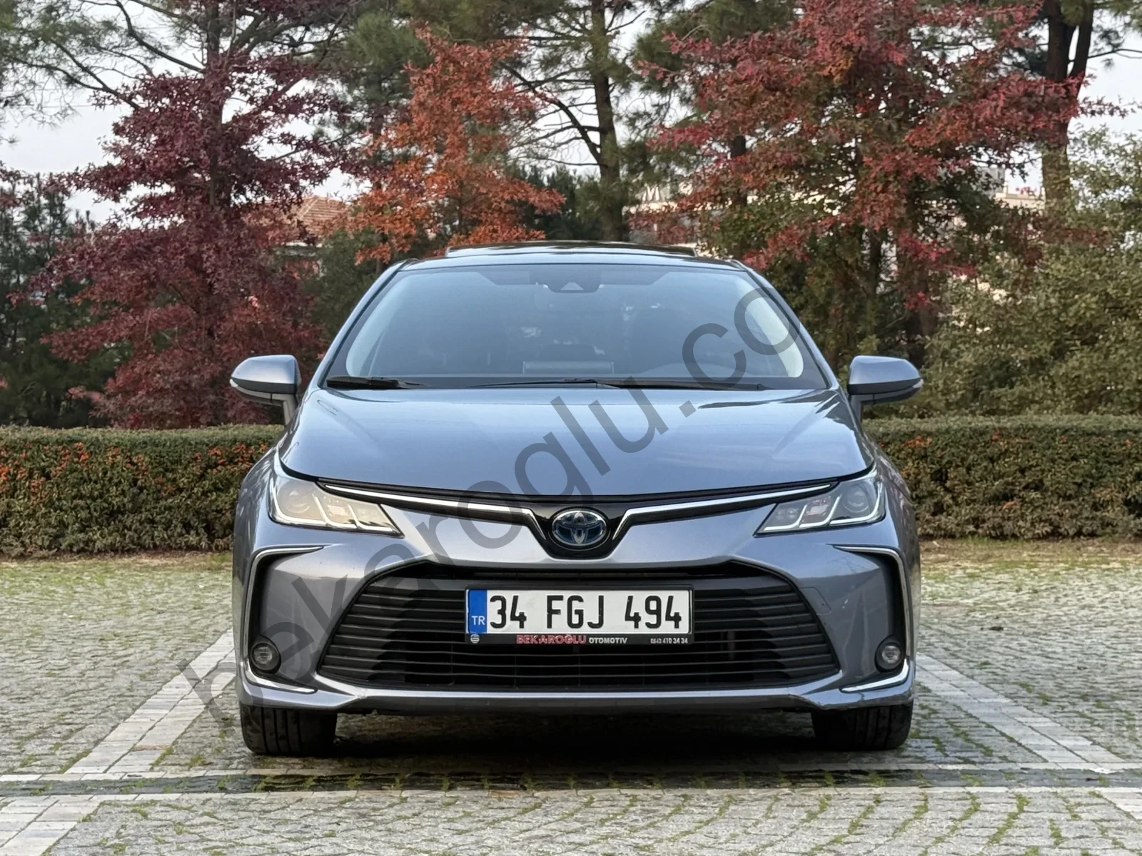 TOYOTA COROLLA 1.8 HYBRID FLAME X-PACK E-CVT