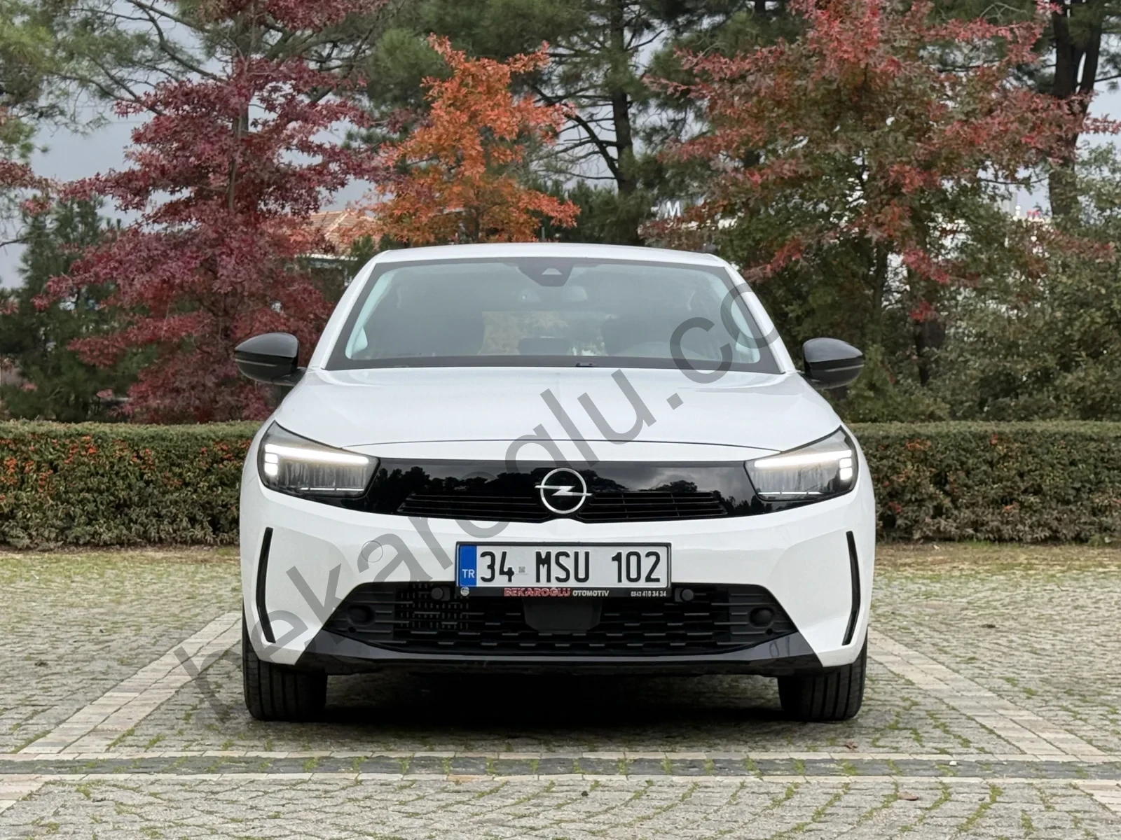 OPEL CORSA 1.2 100 AT8 EDITION