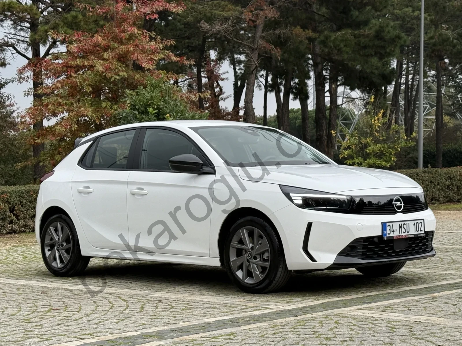 OPEL CORSA 1.2 100 AT8 EDITION - 2